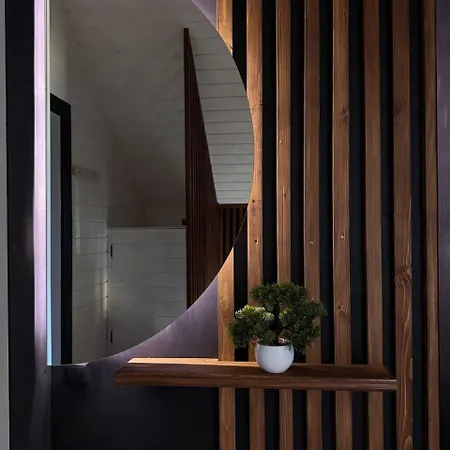 Pavlux House